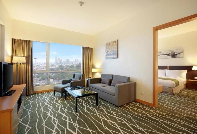 Suite Letto King, Holiday Inn Melaka By Ihg