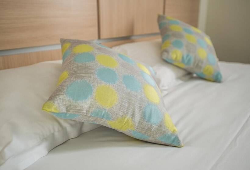 Номер Стандарт, The Originals Boutique, Actuel Hôtel, Saintetienne Aéroport