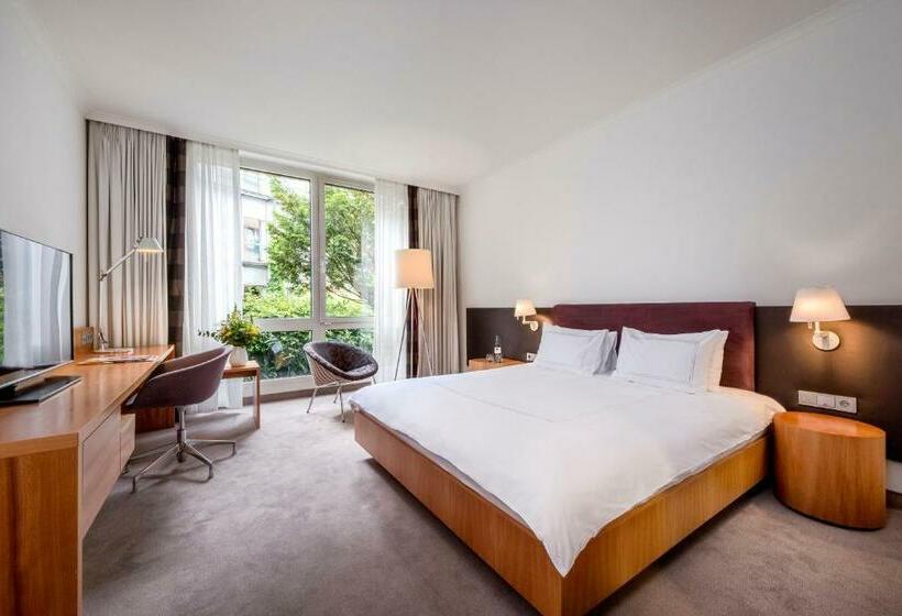 اتاق استاندارد با تخت بزرگ, Dorint Hotel Bremen