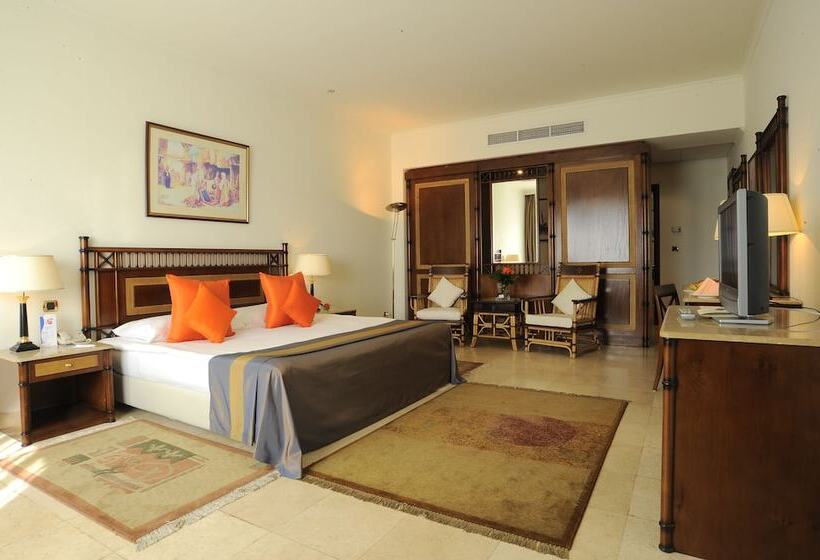 سوییت اجرایی, Jolie Ville Royal Peninsula Hotel & Resort Sharm El Sheikh