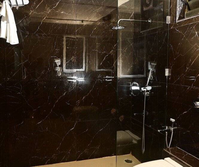带泳池景观的优质房间, Vits Shanti Solitaire Arpora