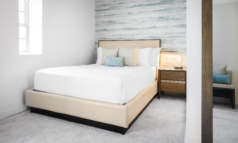 חדר קלאסי מיטת קינג סייז, Iberostar Waves Miami Beach