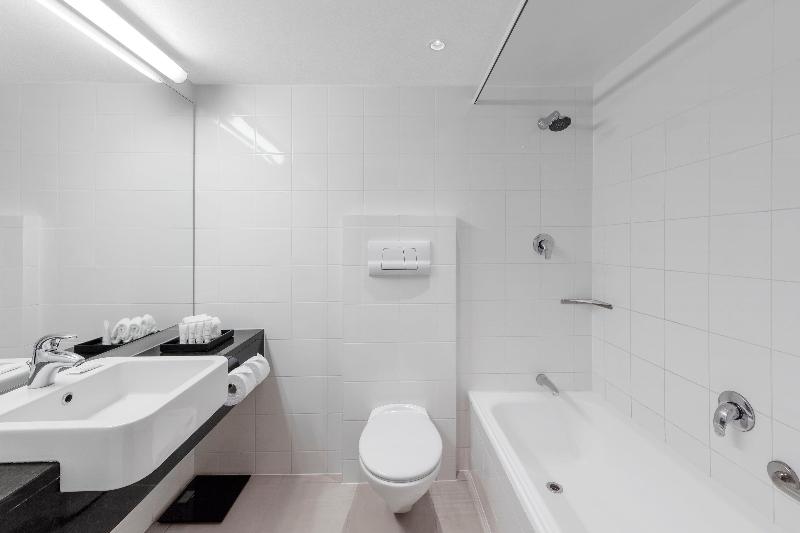 带特大床的标准间, Crowne Plaza Queenstown, An Ihg
