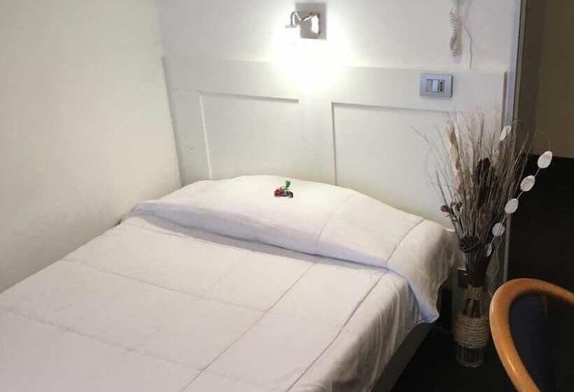 اتاق استاندارد یک نفره, Lh Hotel Excel Roma Montemario