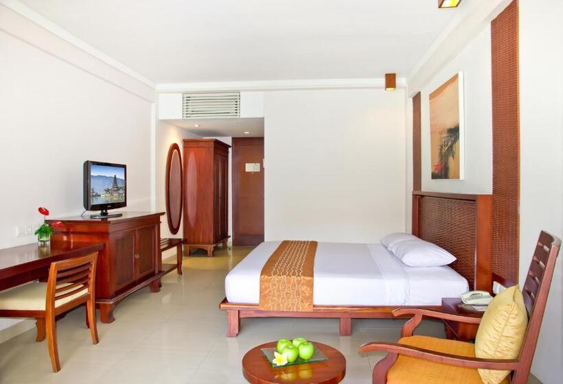 Номер Deluxe, The Rani Hotel & Spa