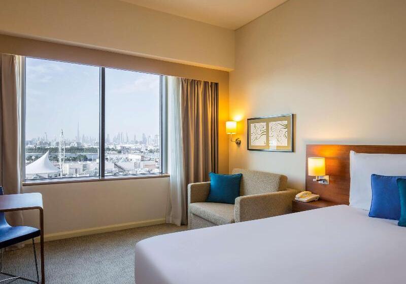 Номер Executive, Novotel Deira Creekside Dubai