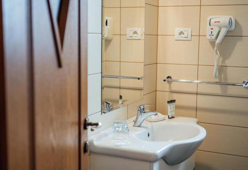 اتاق سوپریور خانوادگی, Pensiunea Comfort