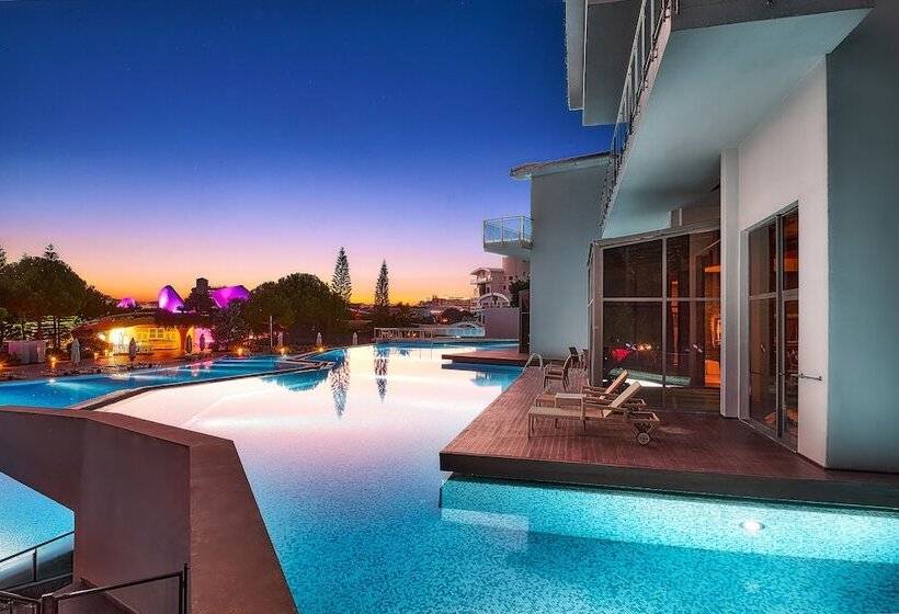 스위트, Cornelia Diamond Golf Resort & Spa