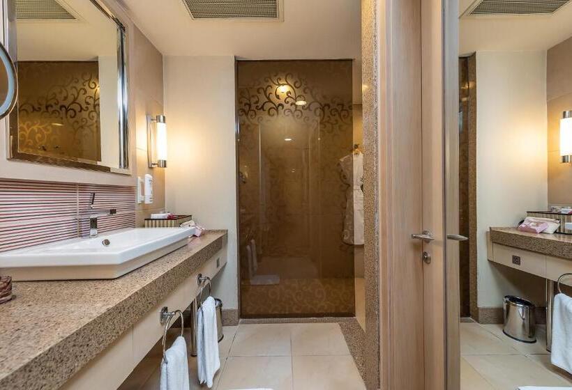 스위트, Cornelia Diamond Golf Resort & Spa