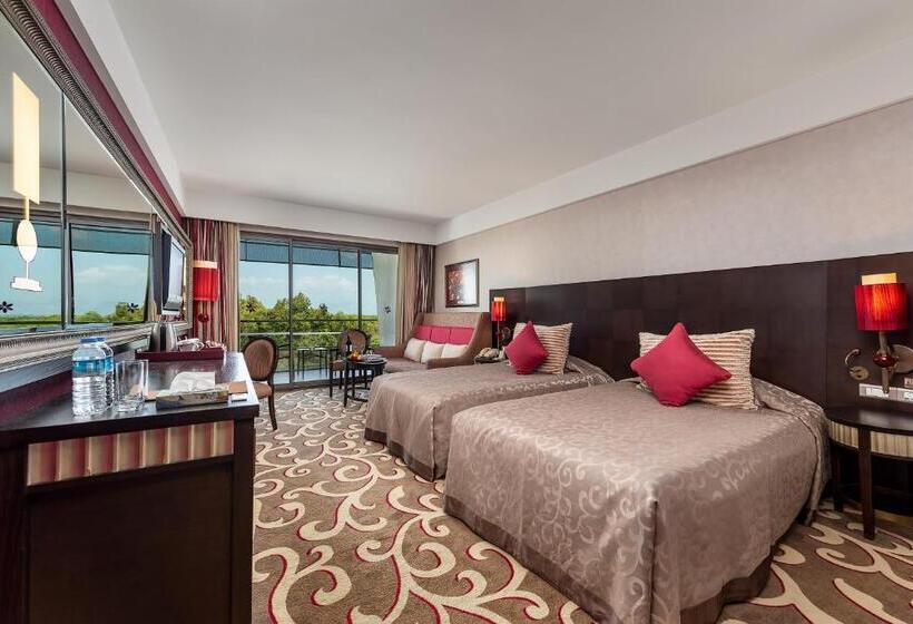스위트, Cornelia Diamond Golf Resort & Spa
