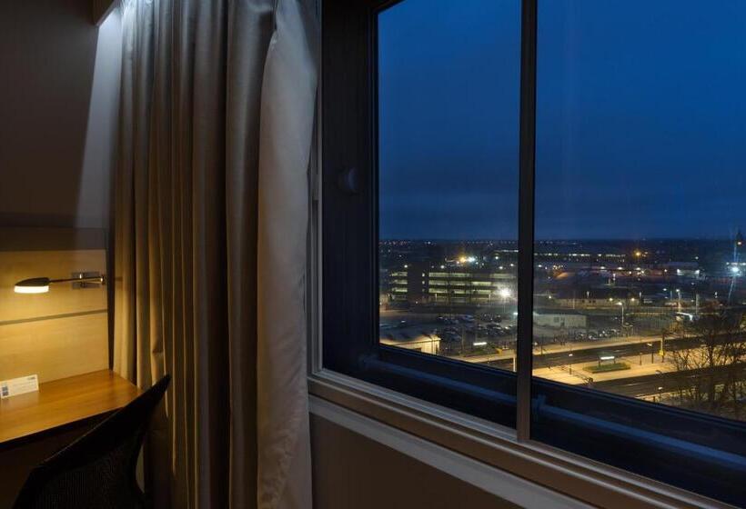 Номер Стандарт, Holiday Inn Express London   Watford Junction, An Ihg