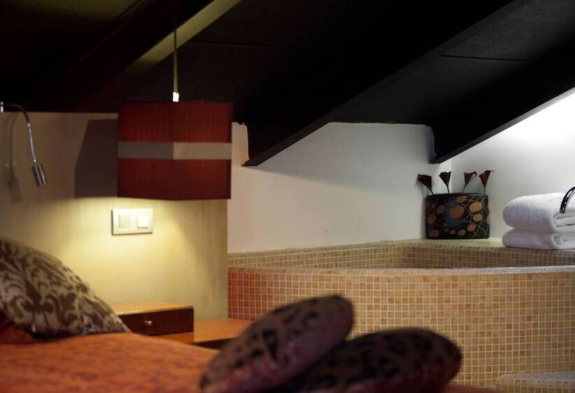 스위트, Cardamomo Sigüenza