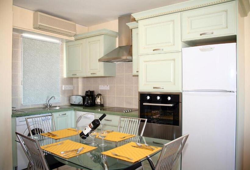 低层单卧公寓, Akamanthea Holiday Village