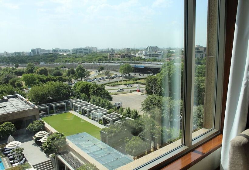 标准间带双人床, Crowne Plaza Today Gurugram, An Ihg