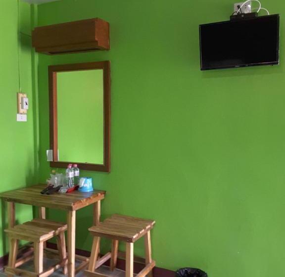 Номер Deluxe, สิชล บ้านอุ๊ รีสอร์ท
