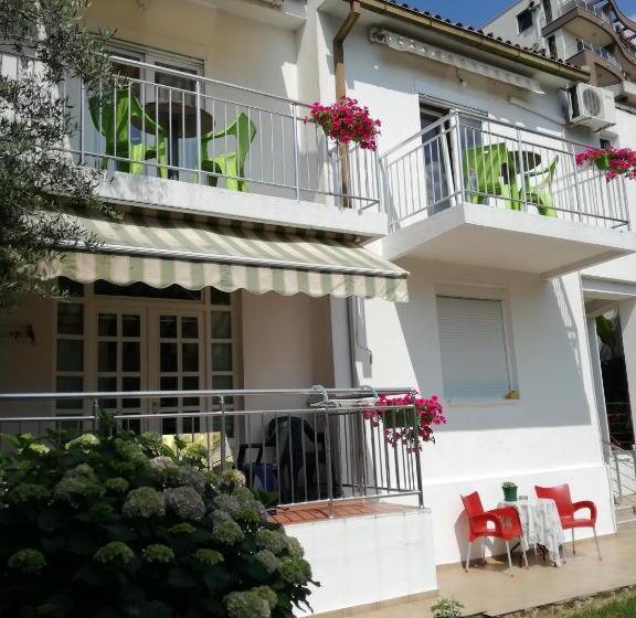 آپارتمان 1 خوابه همکف, Guest House Vila Bak