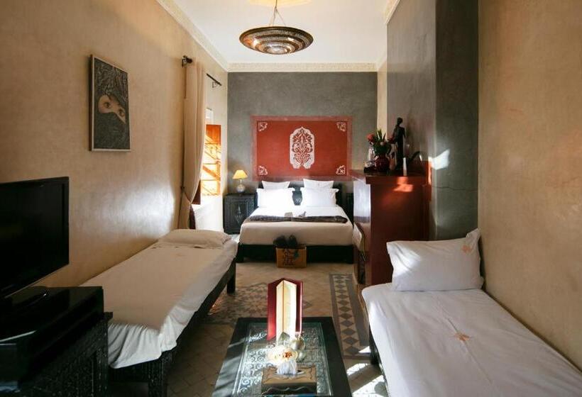 سوییت خانوادگی, Riad Alili