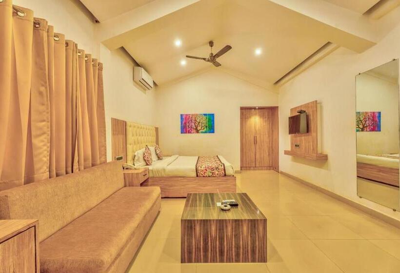 Quarto Deluxe com Balcão, The Boho, Vagator Beach Goa Near Thalassa