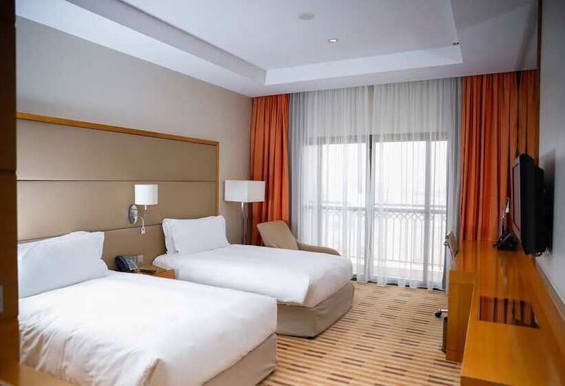 اتاق استاندارد, Crowne Plaza Sohar, An Ihg