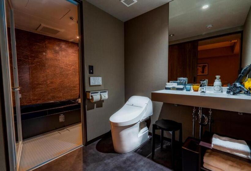 带按摩浴盆的套房, Randor Hotel Namba Osaka Suites