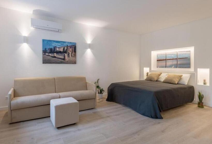 استودیوی استاندارد, Residence La Torre