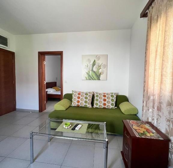 آپارتمان 1 خوابه, Apartments Sirena