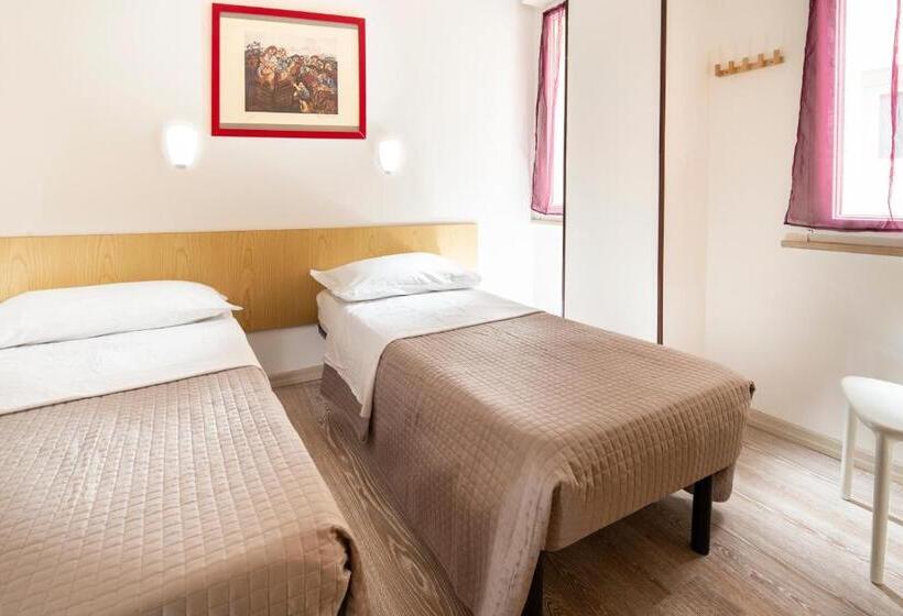 Апартаменты 2 Спальни, Solemare Hotel E Residence