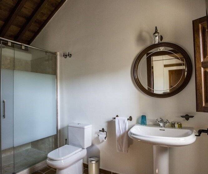 Номер Стандарт, Cortijo Del Marques