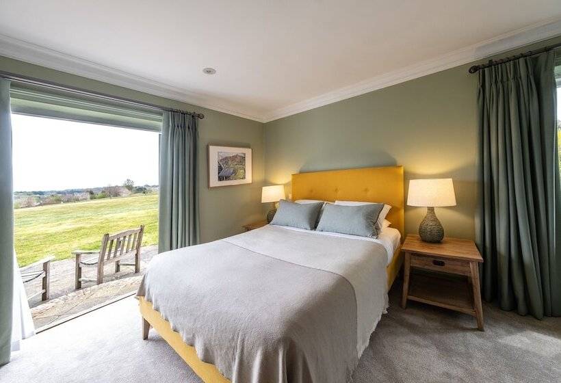 Номер Deluxe, The Crown Inn