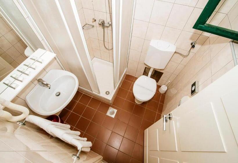Апартаменты 2 Спальни, Zaton Holiday Resort