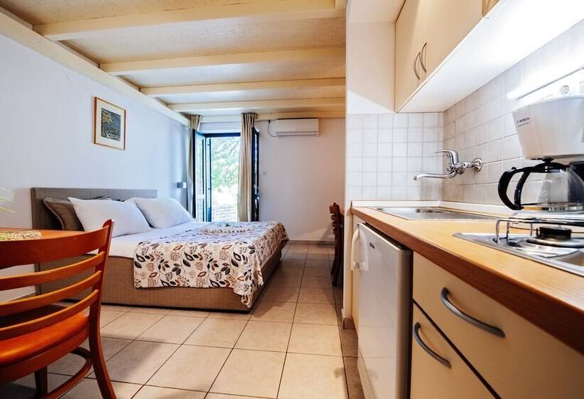 Студия Стандарт, Zaton Holiday Resort