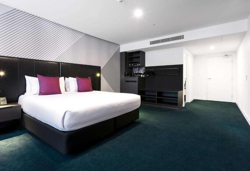 장애인을 위한 수피리어 룸, Movenpick Hotel Melbourne On Spencer