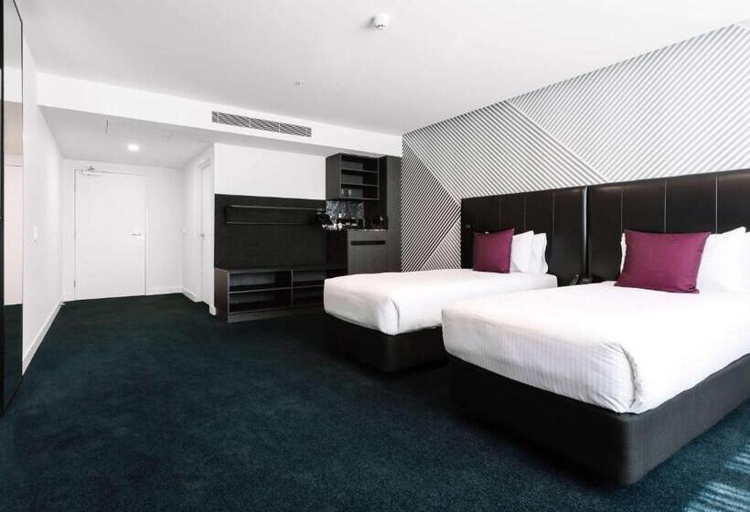 장애인을 위한 수피리어 룸, Movenpick Hotel Melbourne On Spencer