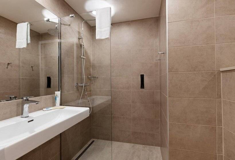 Номер Стандарт Трехместный, B&b Hotel Oftringen