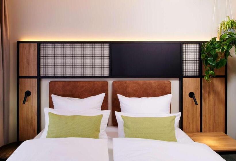 带大床的标准间, Me And All Hotel Ulm, By Hyatt