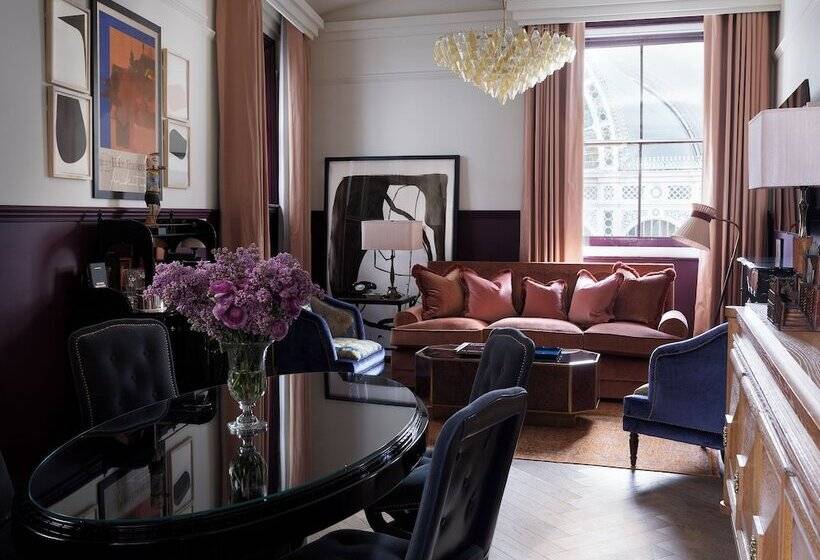 スイート, Nomad London
