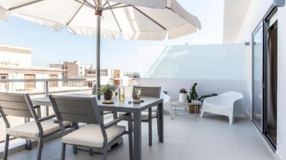 Люкс Вид на Город, Gallery Suites & Residences