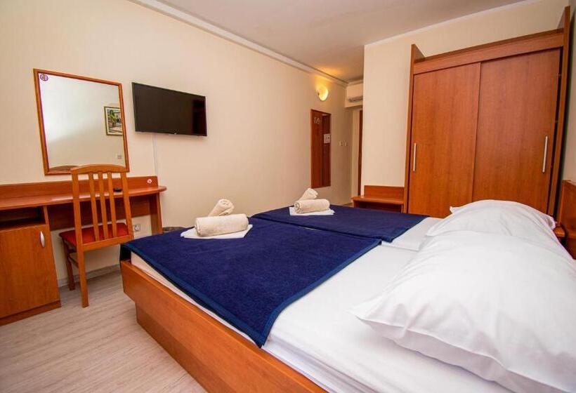 Номер Стандарт с Балконом, Centinera Resort