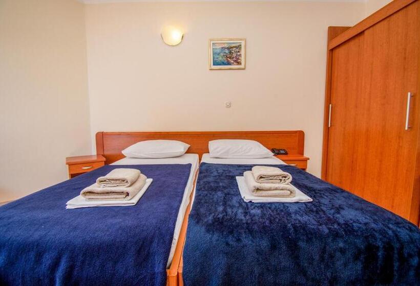 Номер Стандарт с Балконом, Centinera Resort