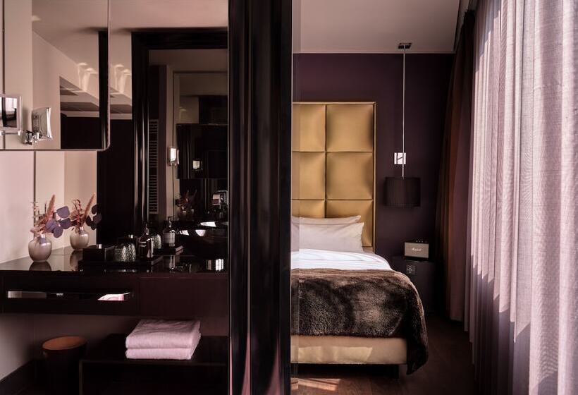 Номер Стандарт, Roomers, Frankfurt, A Member Of Design Hotels