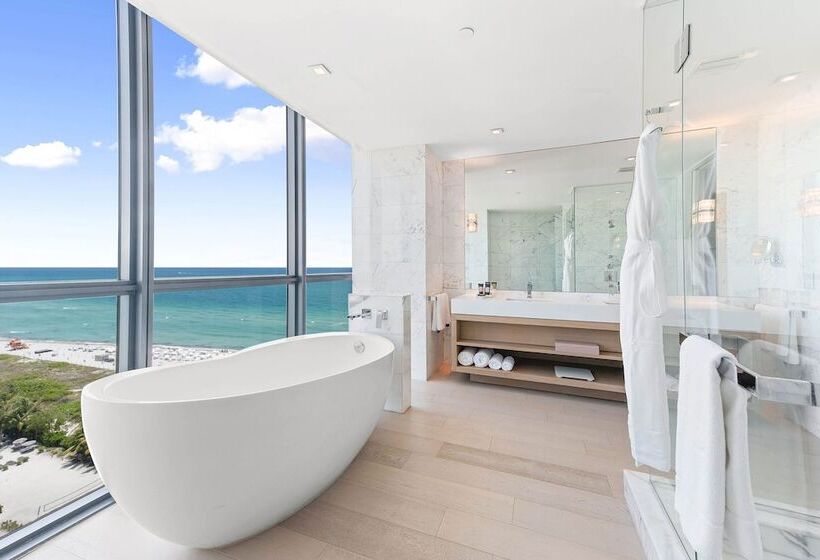 3 Bedroom Suite, W South Beach