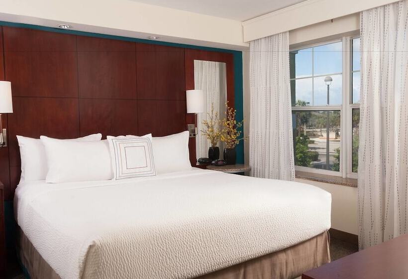 발코니가 있는 스위트, Residence Inn Fort Myers Sanibel