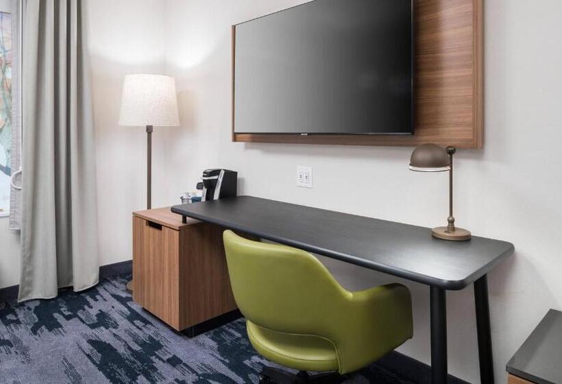 Номер Стандарт Кровать Кинг Адаптированный для Инвалидов, Fairfield Inn & Suites By Marriott Savannah I95 North