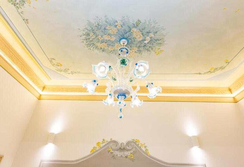 Suite with Terrace, Villa Tortorelli