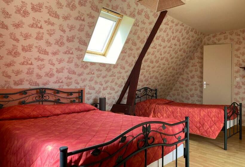Номер Стандарт Трехместный, Dday House