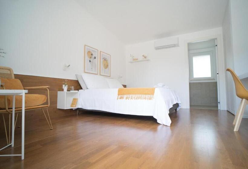 Номер Стандарт Вид на Сад, B&b La Ferula