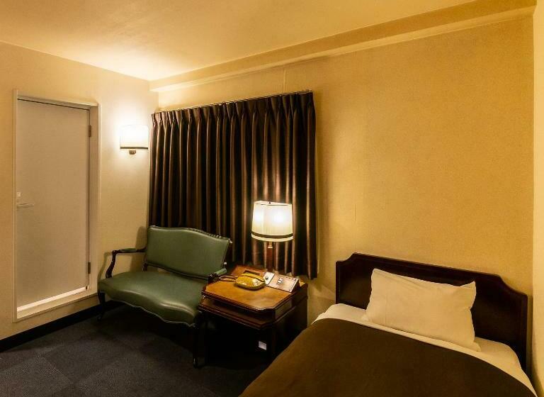Standard Enkelrum, Kyoto Central Inn