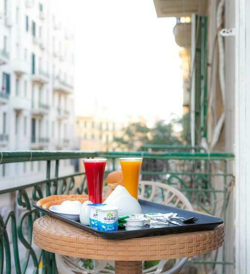 اتاق لوکس یک تخته, Regency Inn