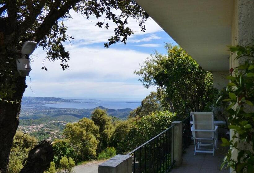 Номер Стандарт Вид на Море, Chambres D Hôtes Vue Mer L Estérel Panoramique