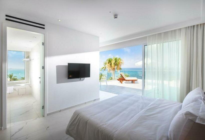 Полулюкс, Akti Beach Hotel & Village Resort